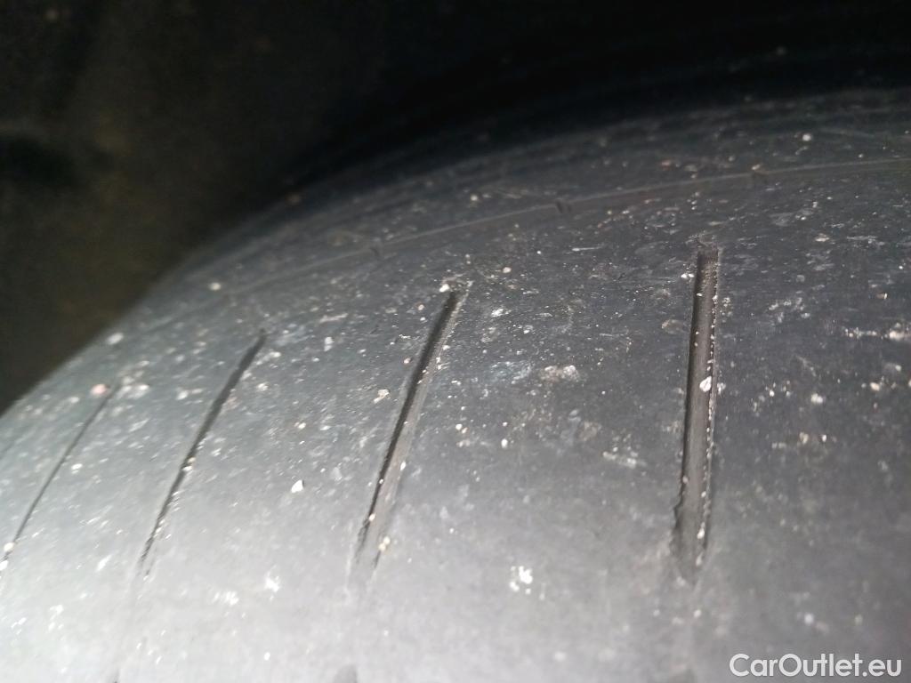  Mercedes  G-Klasee MERCEDES-BENZ GLE Coupé / 2020 / 5P / todoterreno GLE 350 de 4MATIC (Híbrido Enchufable) #3