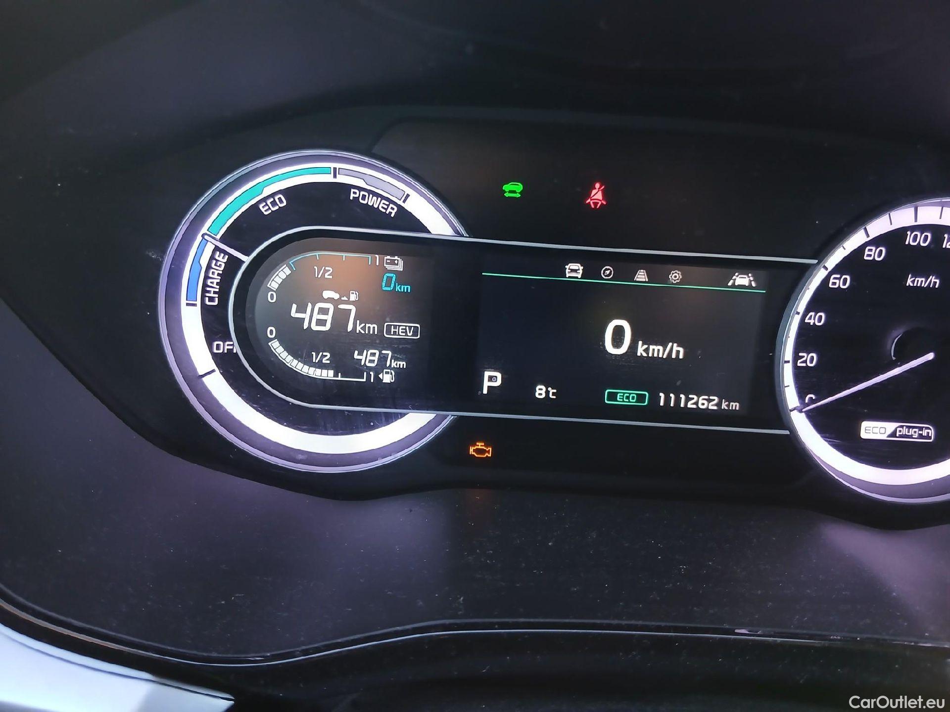  KIA  Niro KIA  1.6 GDi PHEV 104kW (141CV) Drive #1