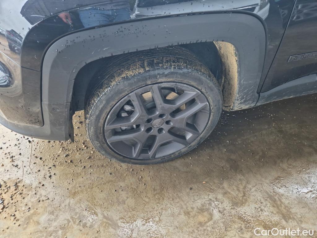  Jeep  Patriot JEEP Renegade / 2014 / 5P / todoterreno S 1.3 PHEV 177kW (240CV) AT AWD #3