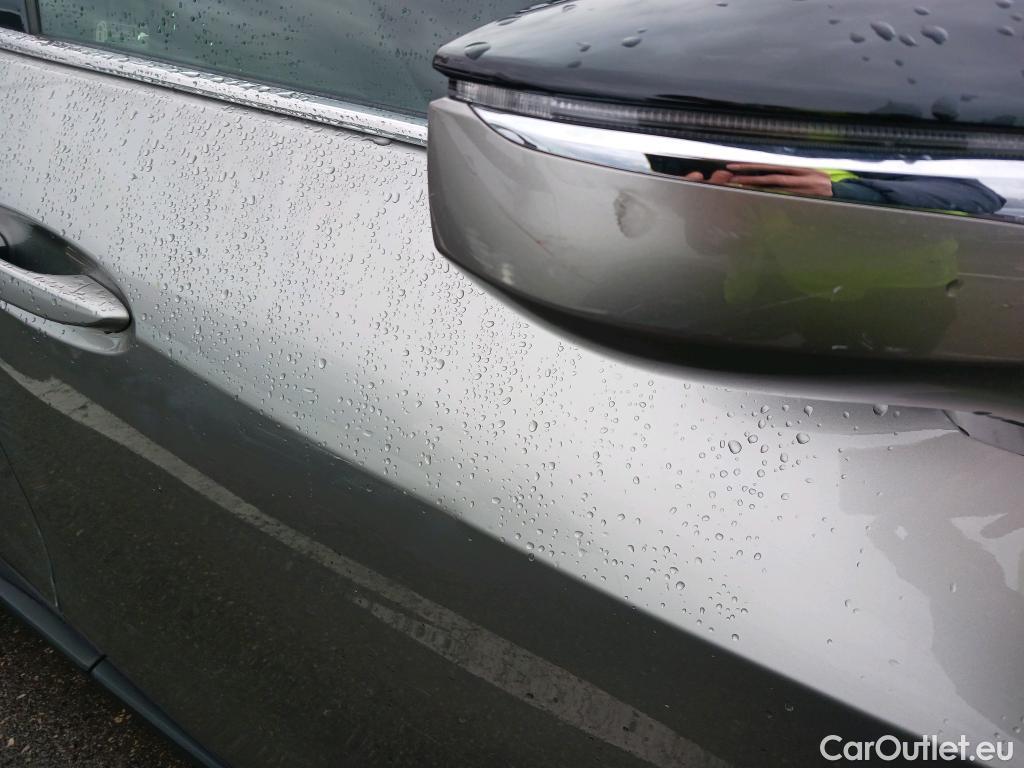  Lexus  UX LEXUS  / 2018 / 5P / todoterreno 2.0 250h Premium #36