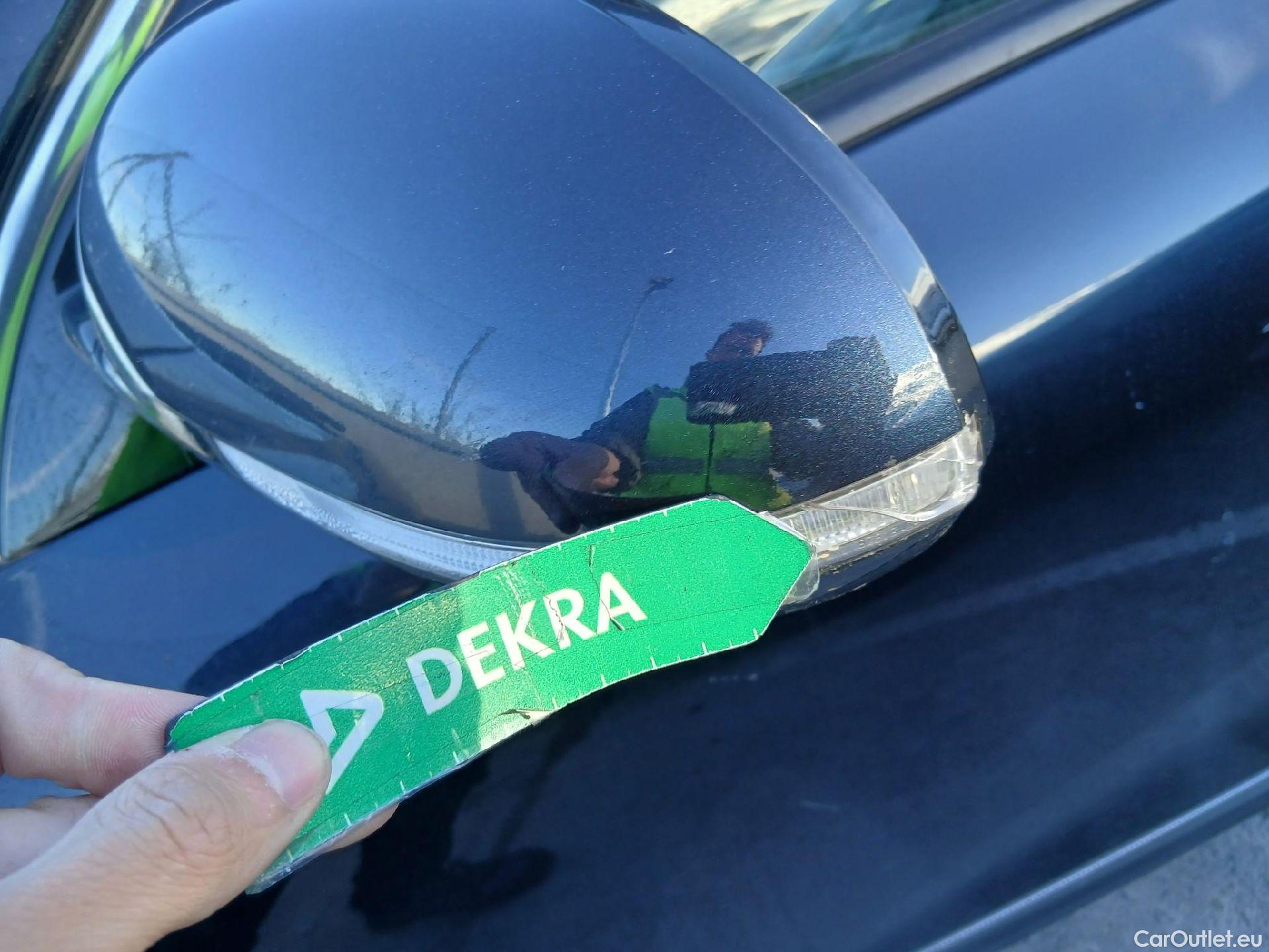  KIA  Niro KIA  1.6 GDi PHEV 104kW (141CV) Drive #14