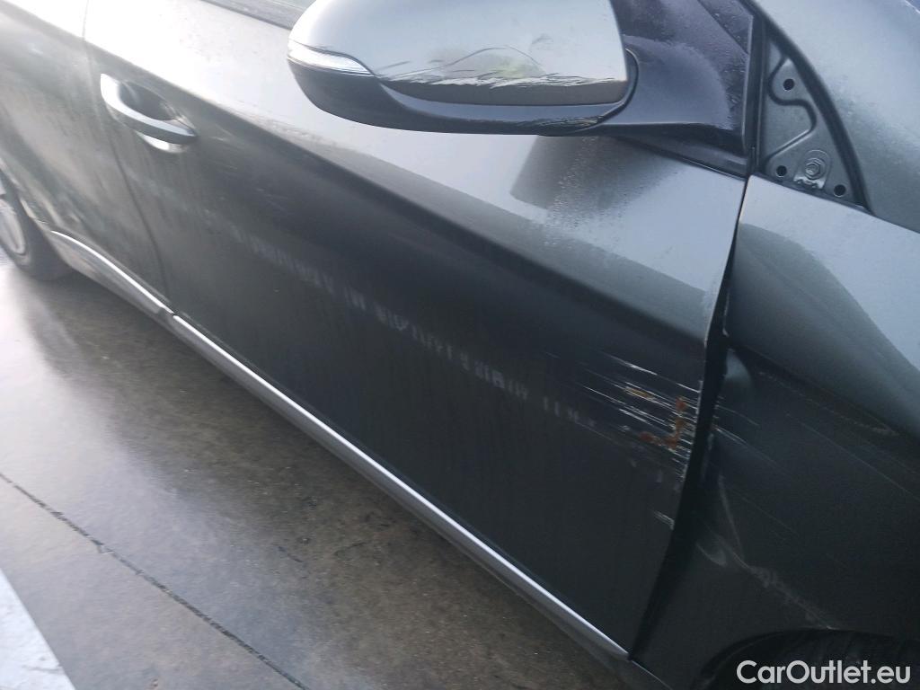  Hyundai   Ioniq HYUNDAI / 2019 / 5P / berlina con portón 1.6 GDI HEV Klass DCT #11