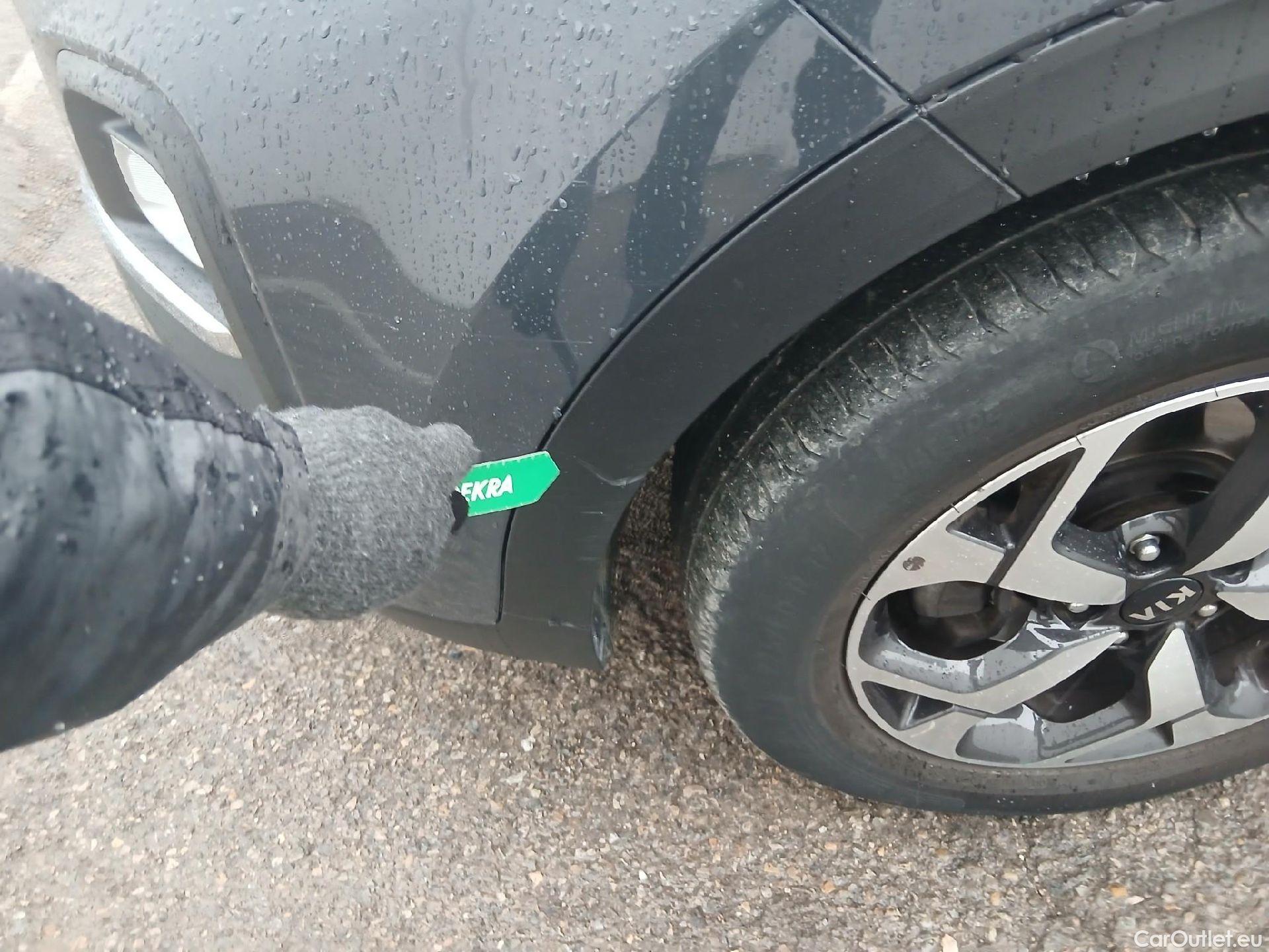  KIA  Sportage KIA  1.6MHEV Drive 100kW(136CV) 4x2(Crist Tintados) #3