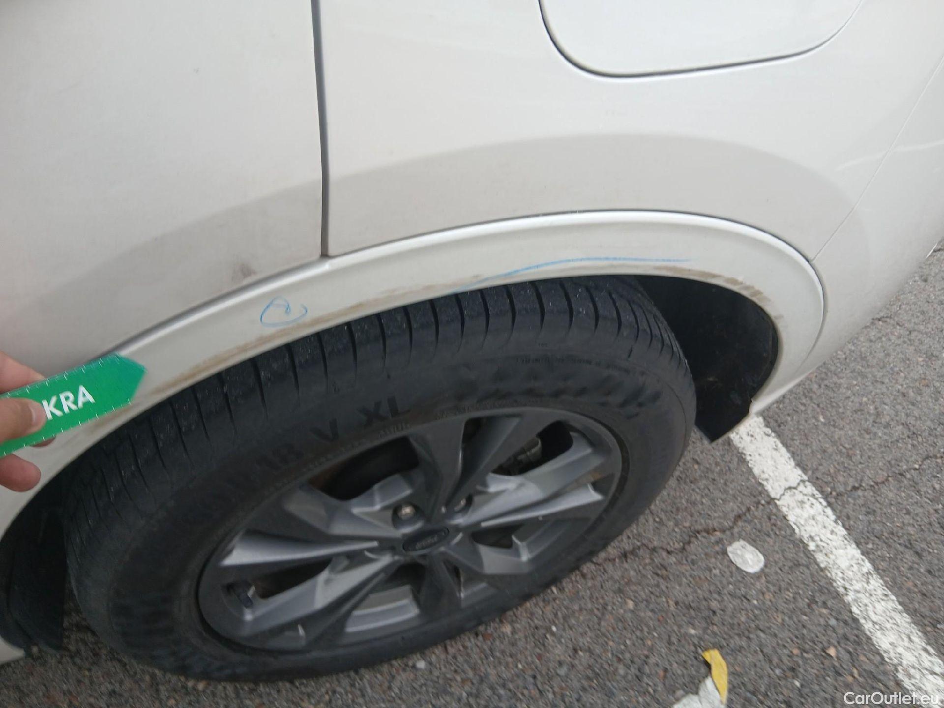  Ford  Kuga  Plug-In Hybrid ST-Line 2.5 225CV ATV E6d #18