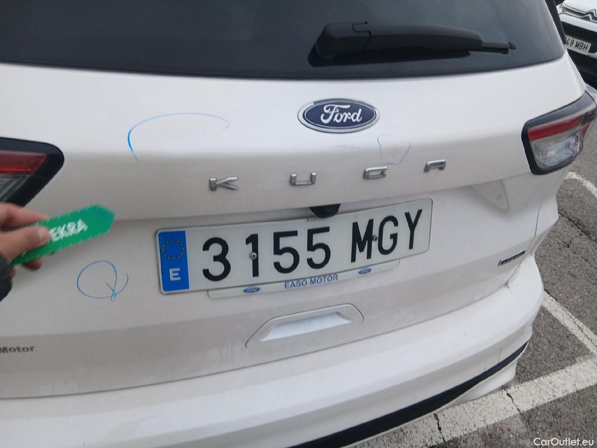  Ford  Kuga  Plug-In Hybrid ST-Line 2.5 225CV ATV E6d #24