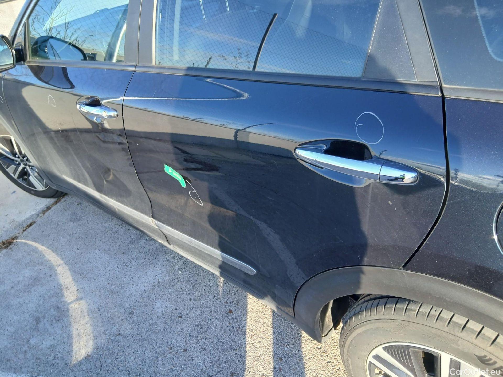  KIA  Niro KIA  1.6 GDi PHEV 104kW (141CV) Drive #20