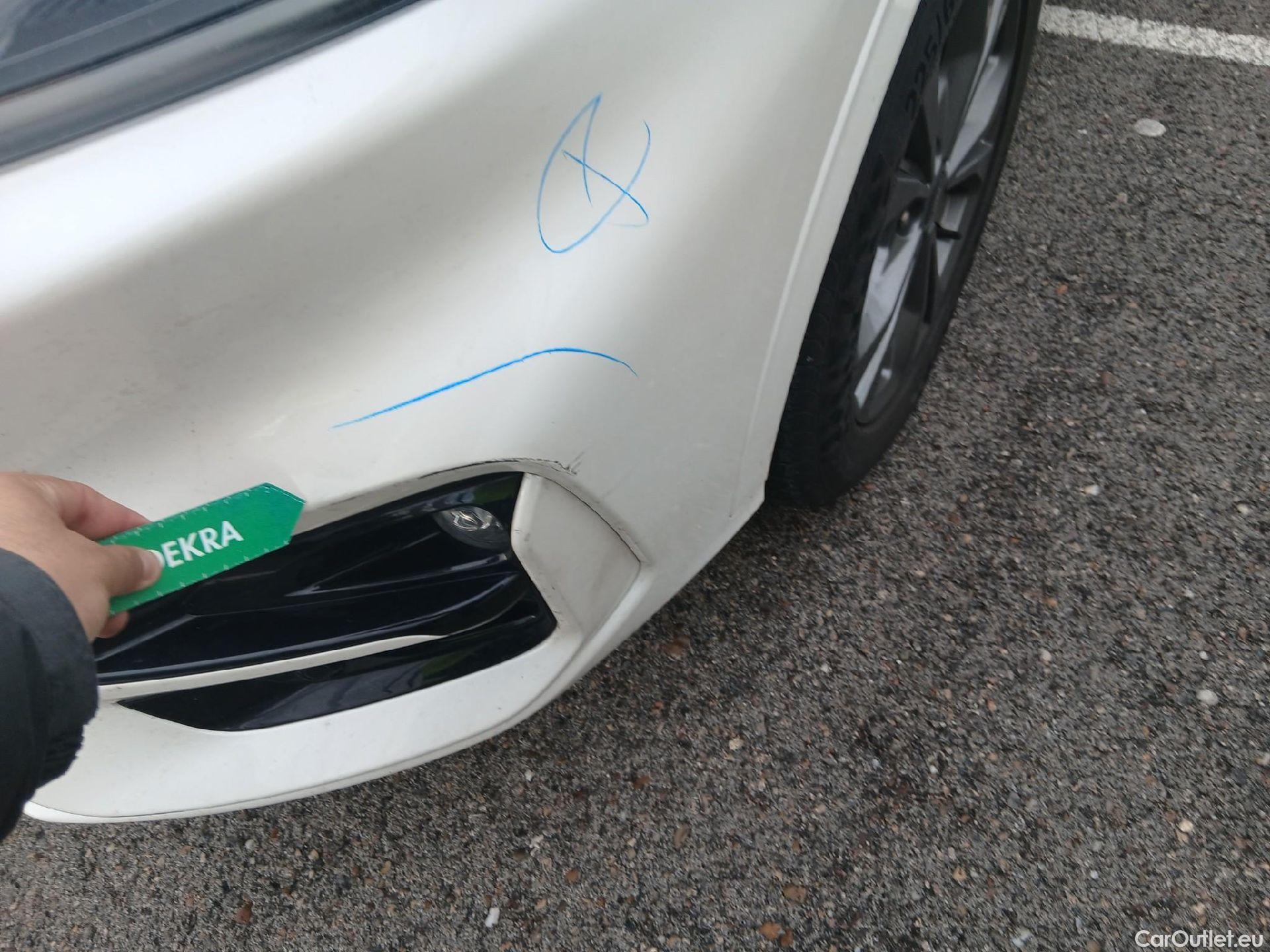  Ford  Kuga  Plug-In Hybrid ST-Line 2.5 225CV ATV E6d #9