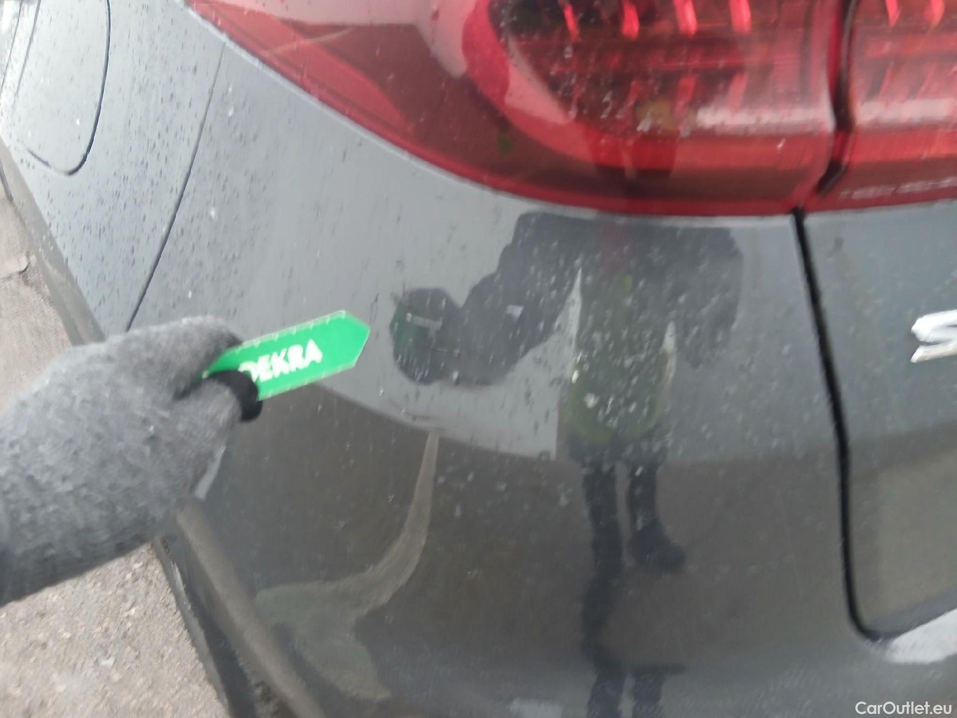  KIA  Sportage KIA  1.6MHEV Drive 100kW(136CV) 4x2(Crist Tintados) #5