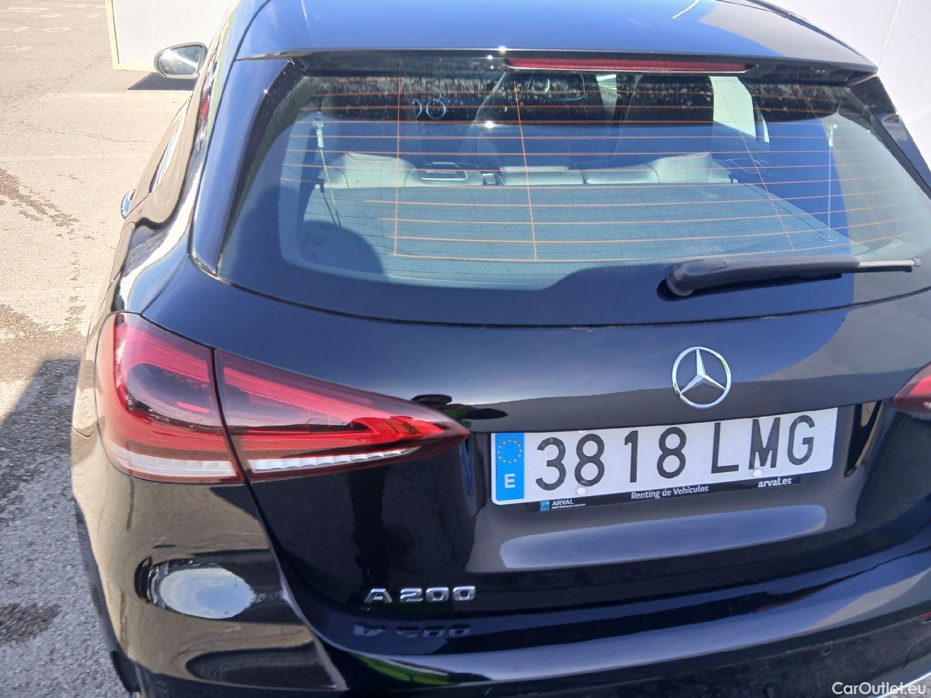  Mercedes  A-Klasse MERCEDES-BENZ Clase A / 2018 / 5P / berlina con portón A 200 #16