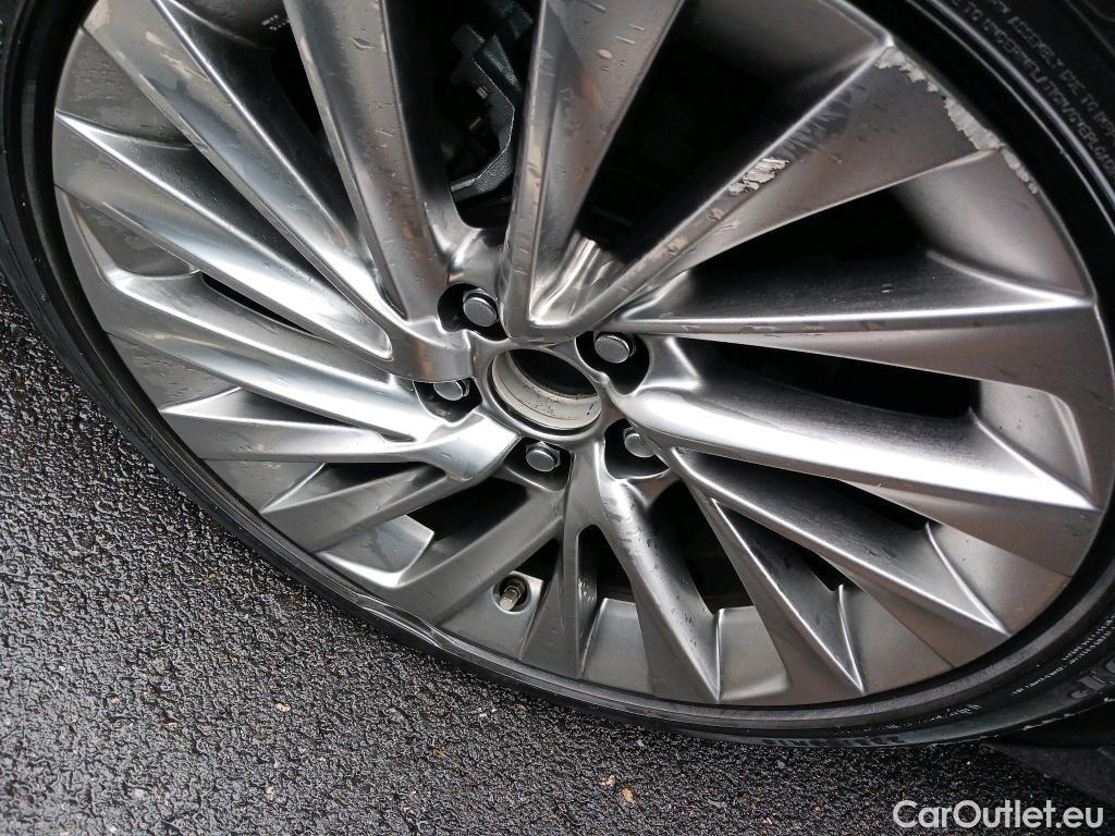  Lexus  ES LEXUS  / 2018 / 4P / sedán 2.5 300h Executive #14