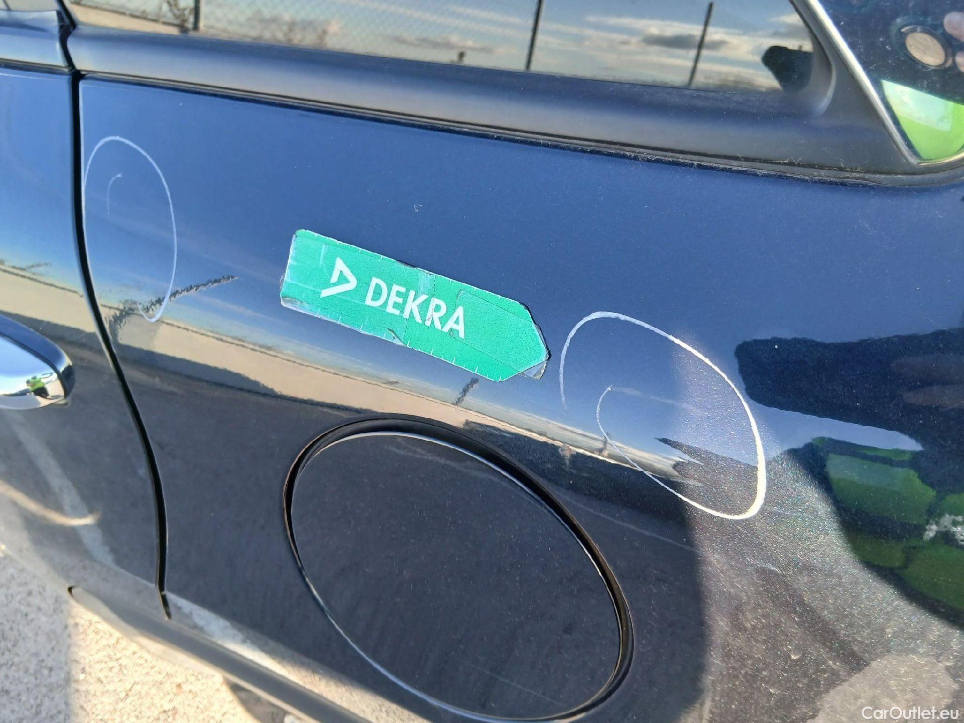  KIA  Niro KIA  1.6 GDi PHEV 104kW (141CV) Drive #22