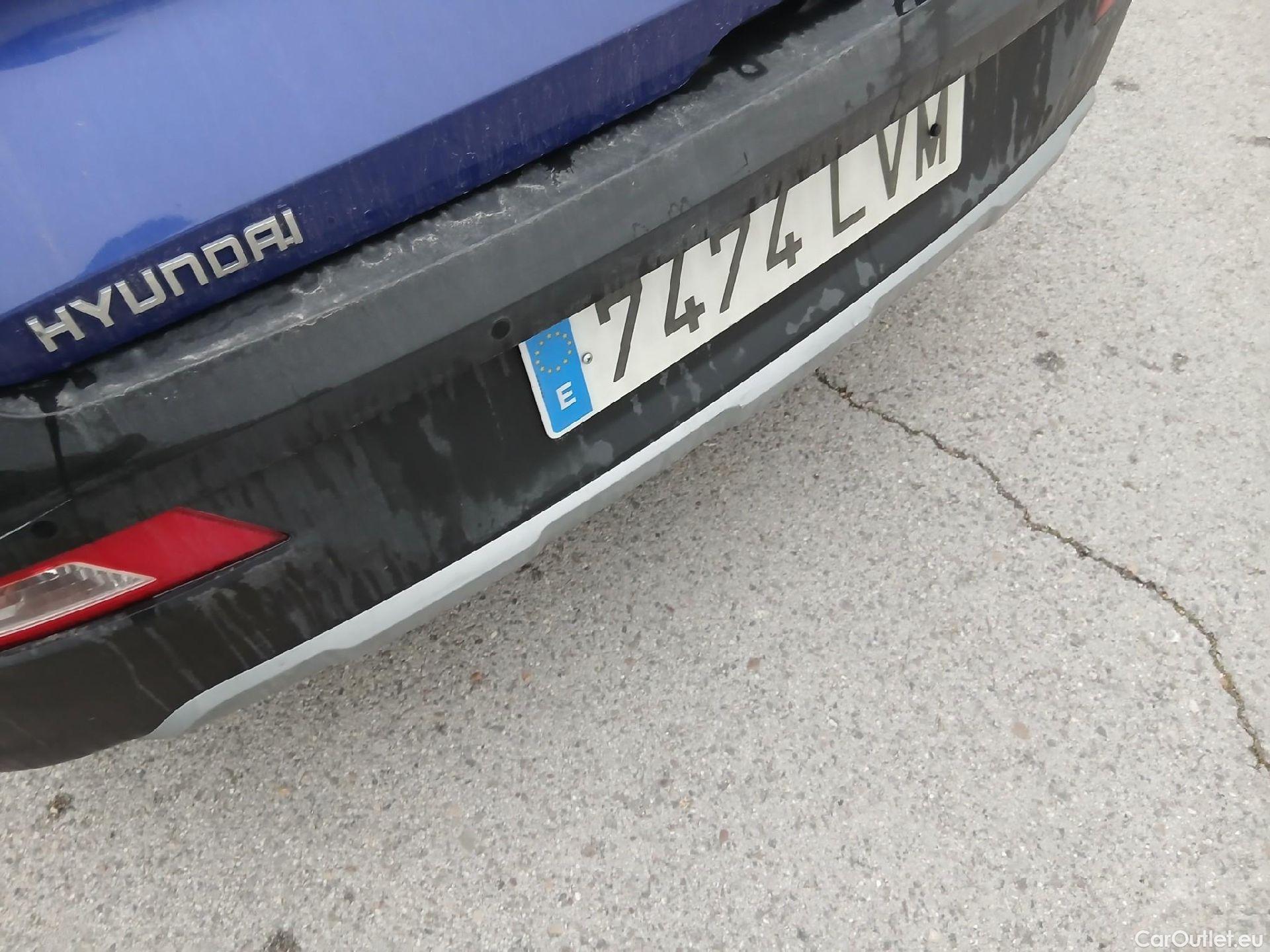  Hyundai  Bayon HYUNDAI  / 2021 / 5P / todoterreno 1.0 TGDI 74kW (100CV) 48V Maxx #25