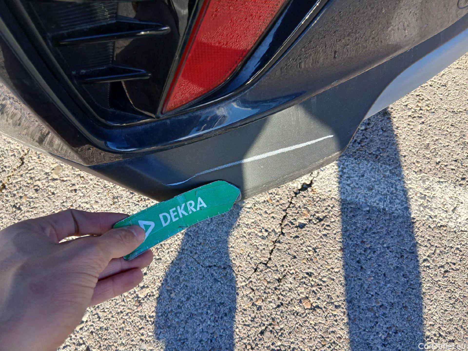  KIA  Niro KIA  1.6 GDi PHEV 104kW (141CV) Drive #25