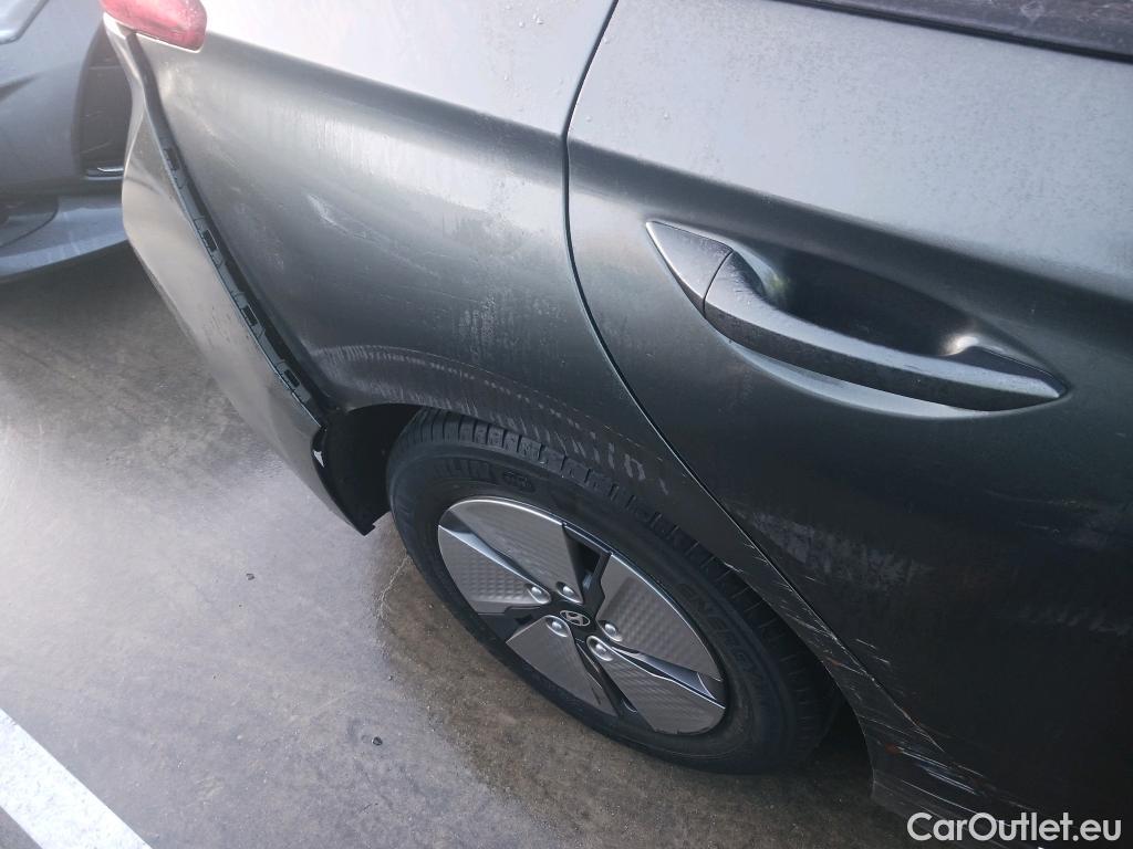  Hyundai   Ioniq HYUNDAI / 2019 / 5P / berlina con portón 1.6 GDI HEV Klass DCT #9