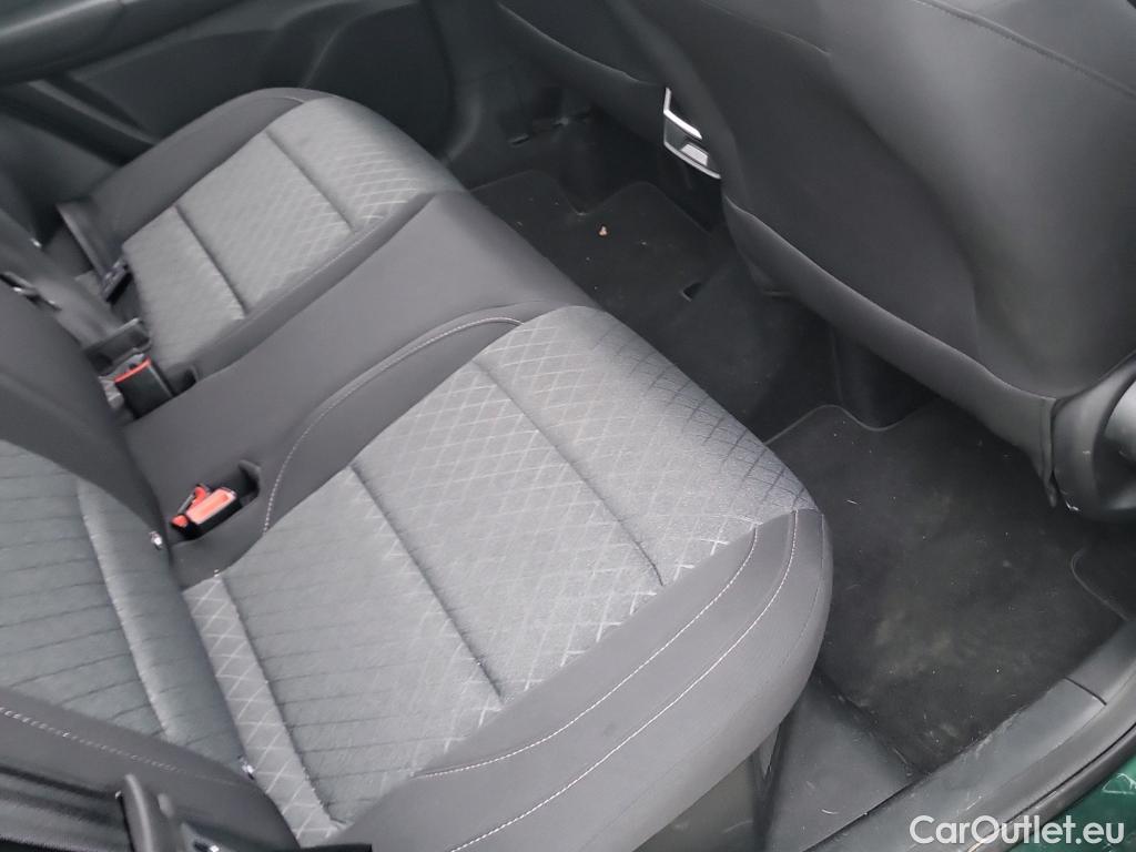  Land Rover  Discovery MG ZS Hybrid+ / 2024 / 5P / todoterreno Standard #8