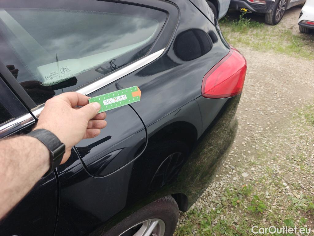  Ford  Focus FORD  / 2018 / 5P / familiar 1.0 Ecoboost 92kW Trend+ Auto SB #9