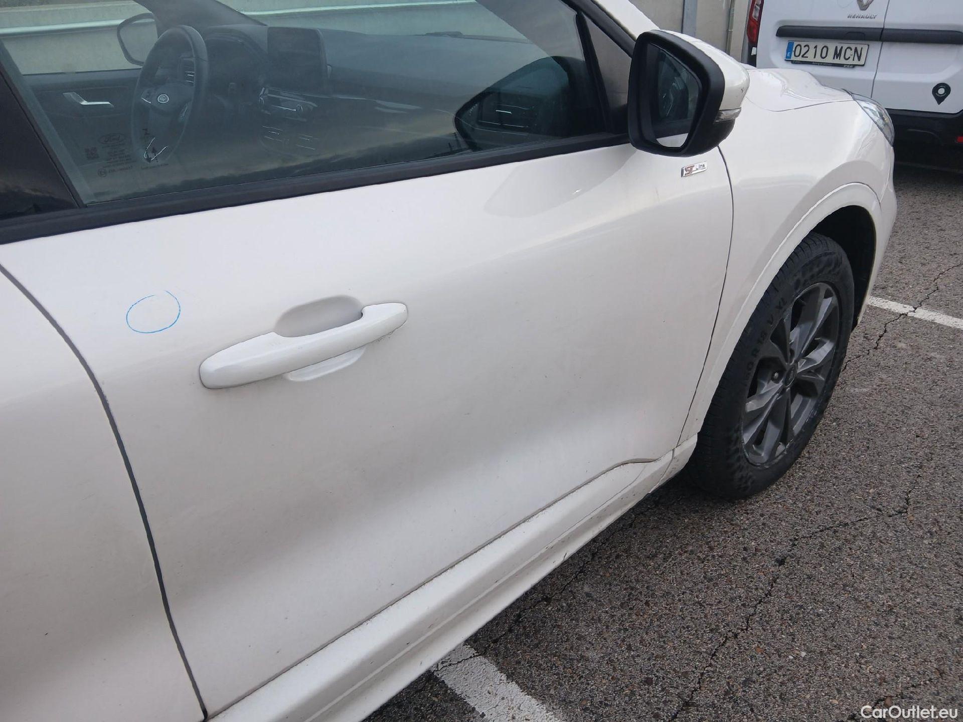  Ford  Kuga  Plug-In Hybrid ST-Line 2.5 225CV ATV E6d #26