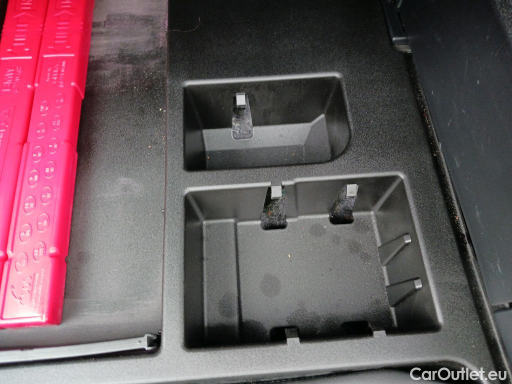  Lexus  UX LEXUS  / 2018 / 5P / todoterreno 2.0 250h Premium #16