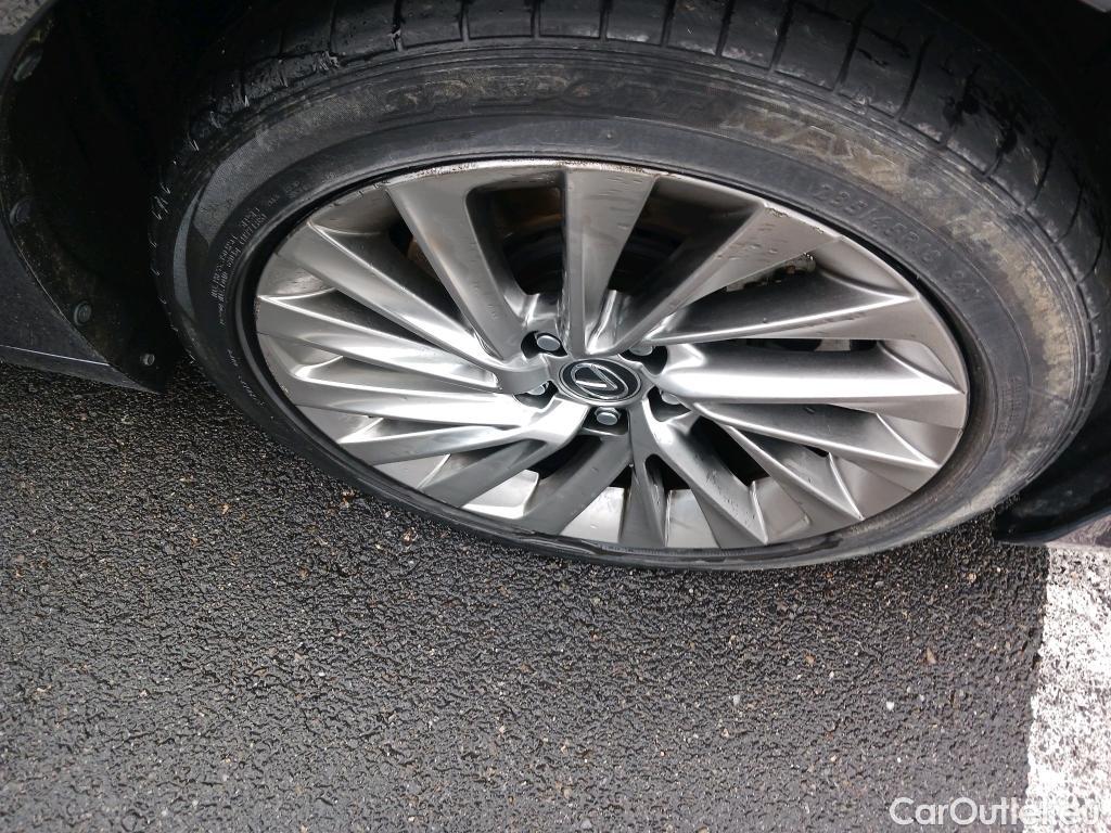  Lexus  ES LEXUS  / 2018 / 4P / sedán 2.5 300h Executive #10