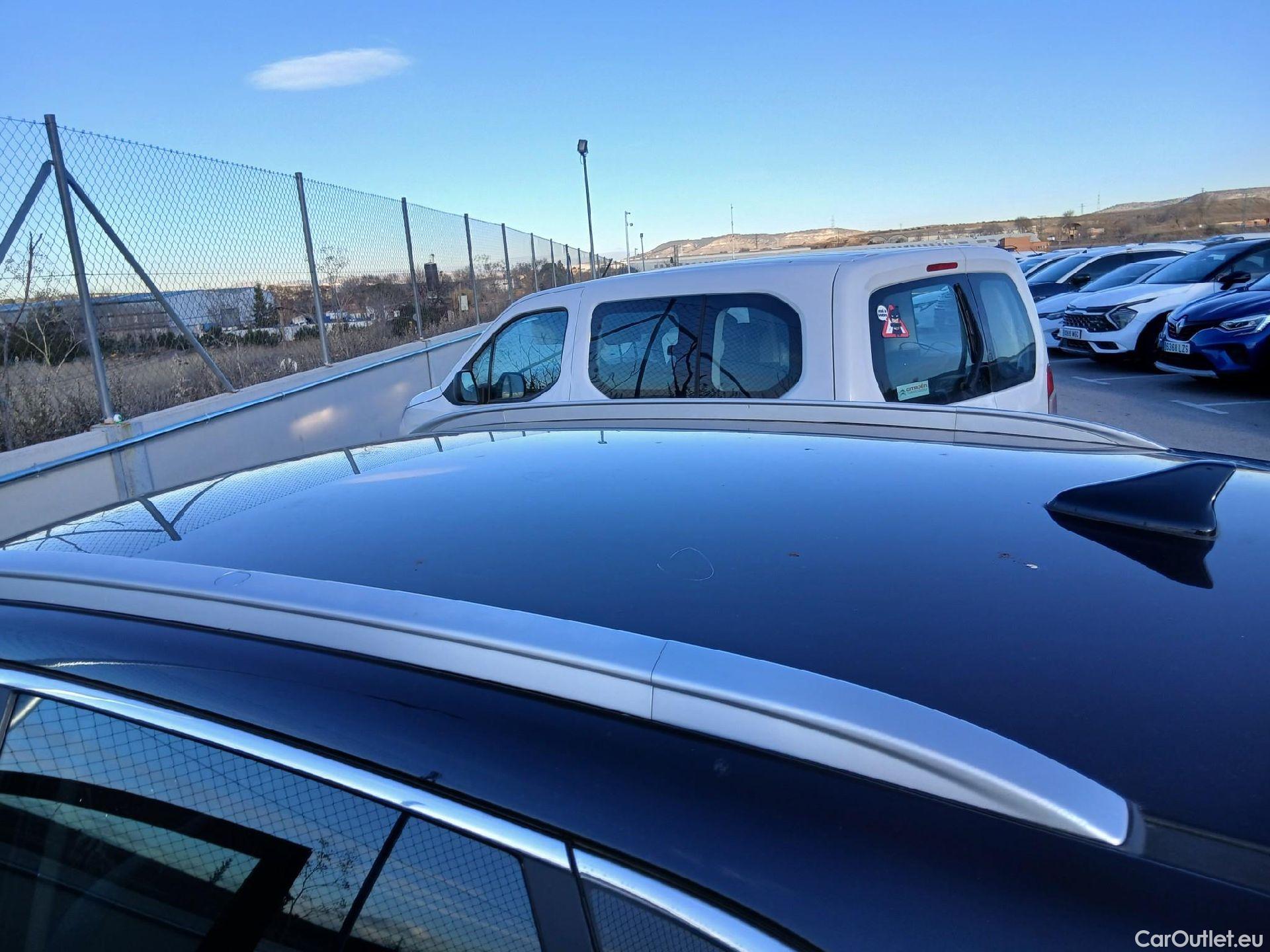  KIA  Niro KIA  1.6 GDi PHEV 104kW (141CV) Drive #18