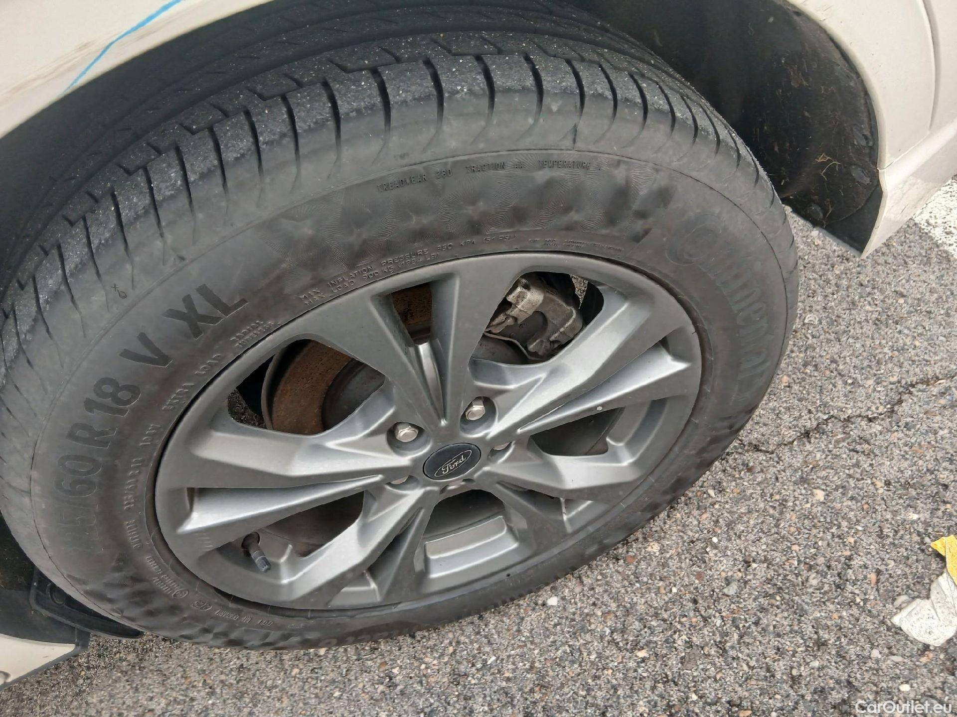  Ford  Kuga  Plug-In Hybrid ST-Line 2.5 225CV ATV E6d #20