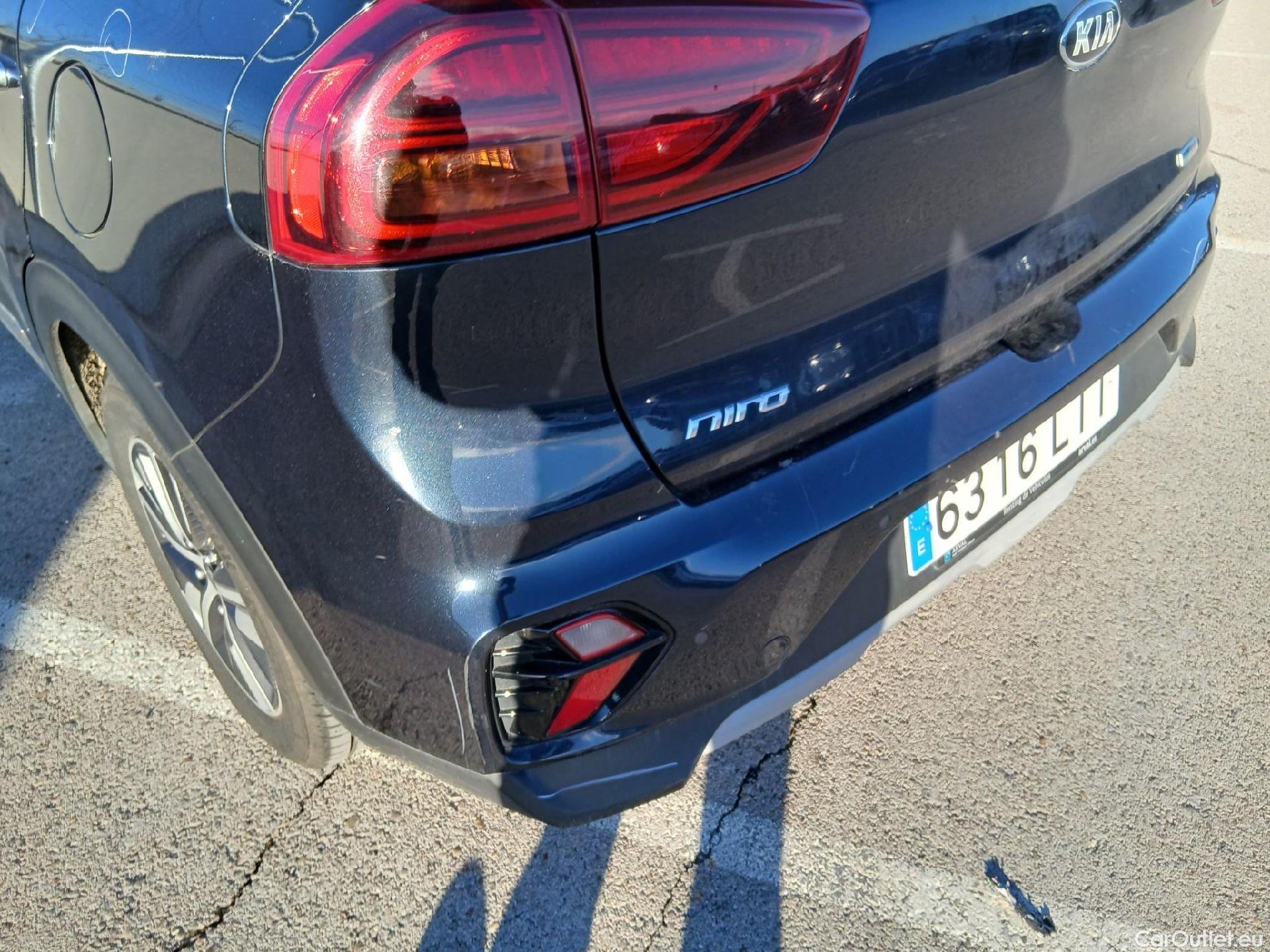  KIA  Niro KIA  1.6 GDi PHEV 104kW (141CV) Drive #24