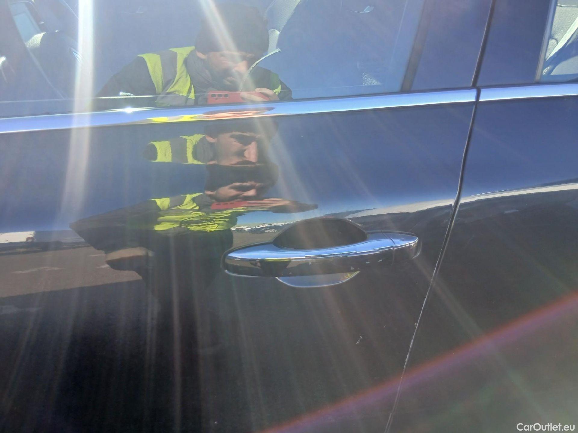  Renault  Megane RENAULT Mégane / 2015 / 5P / familiar S.T. Business Blue dCi 85kW (115CV) #17