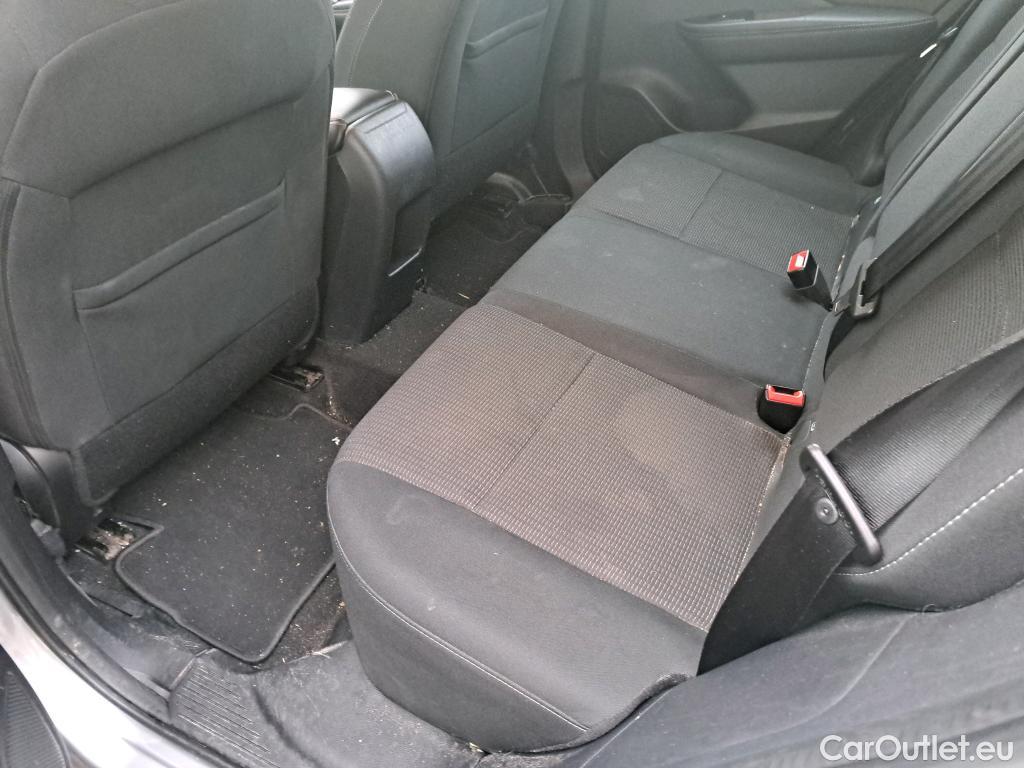  Nissan  Qashqai NISSAN  / 2021 / 5P / todoterreno DIG-T 103kW (140CV) mHEV 4x2 Acenta #4