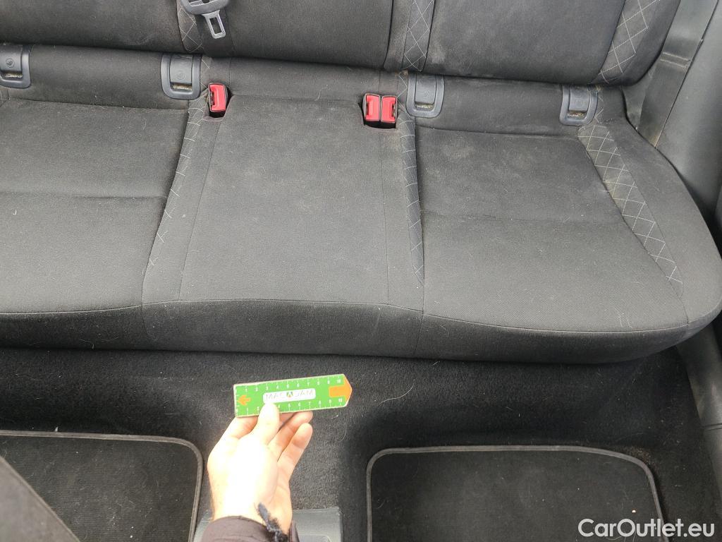  Skoda  Octavia SKODA  / 2016 / 5P / berlina con portón 1.6 TDI 85KW (115CV) Active #15