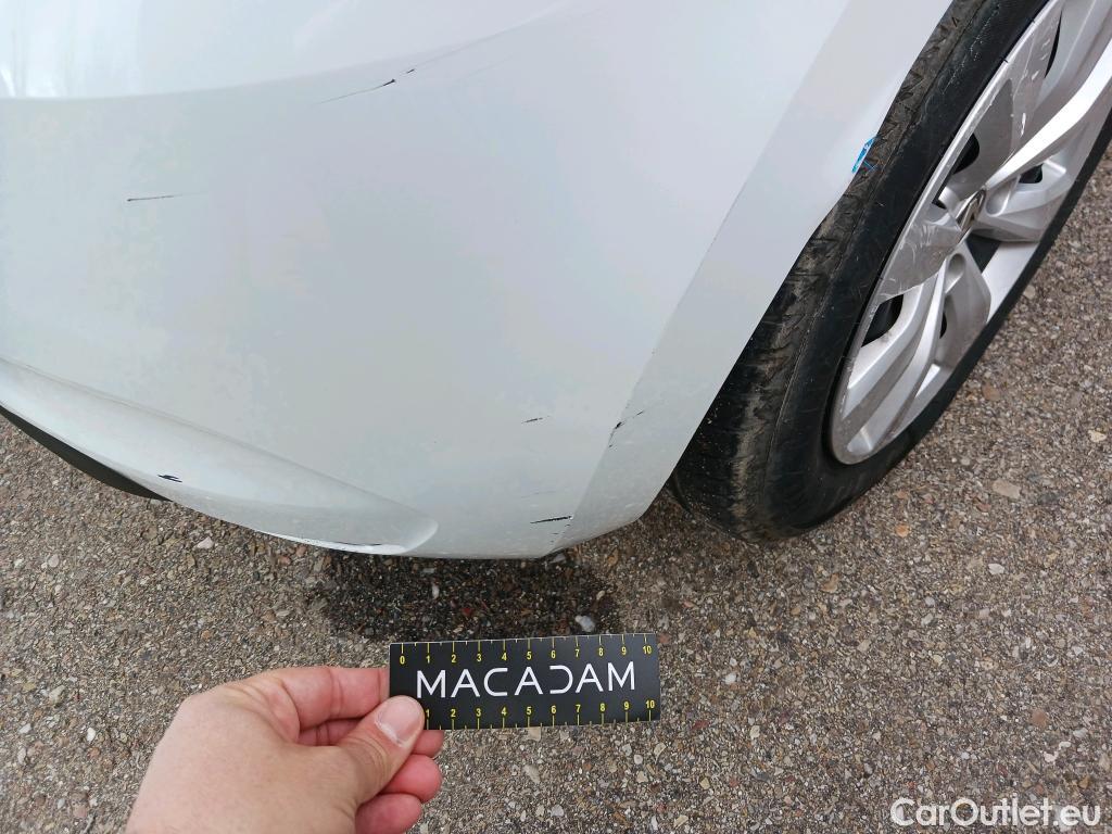  Renault  Clio RENAULT  / 2019 / 5P / berlina con portón Business Blue dCi 63 kW (85CV) #29