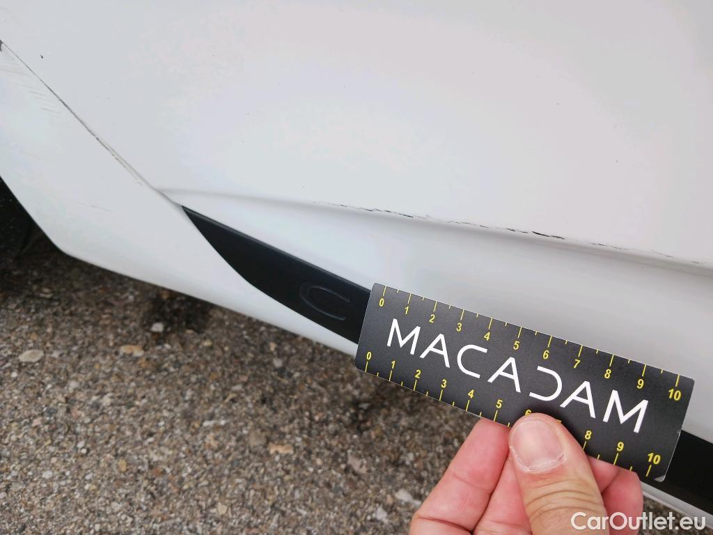  Renault  Clio RENAULT  / 2019 / 5P / berlina con portón Business Blue dCi 63 kW (85CV) #27