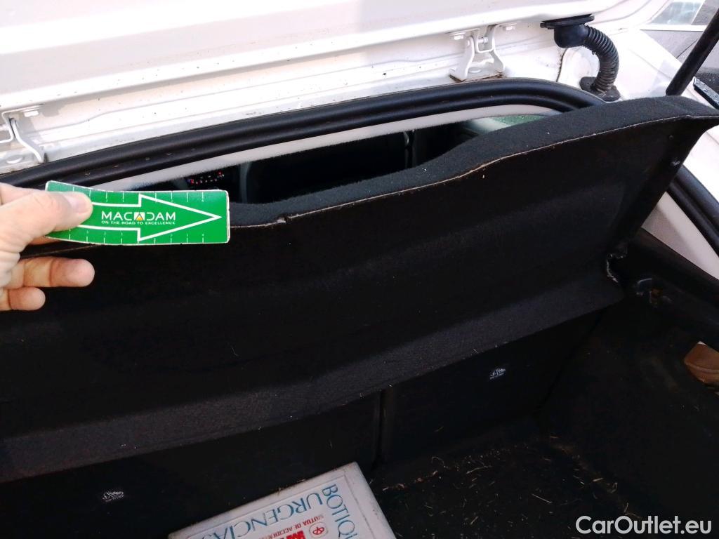  Opel  Corsa OPEL  / 2019 / 5P / berlina con portón 1.2T XHL 74kW (100CV) Elegance #2