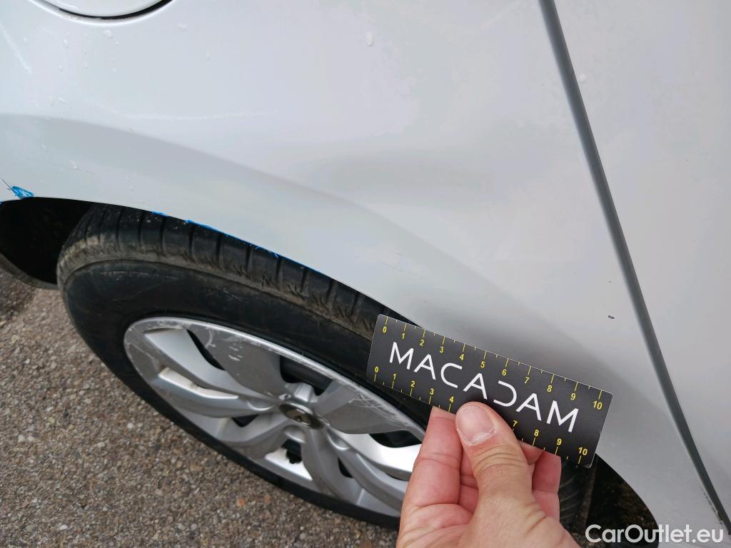  Renault  Clio RENAULT  / 2019 / 5P / berlina con portón Business Blue dCi 63 kW (85CV) #9