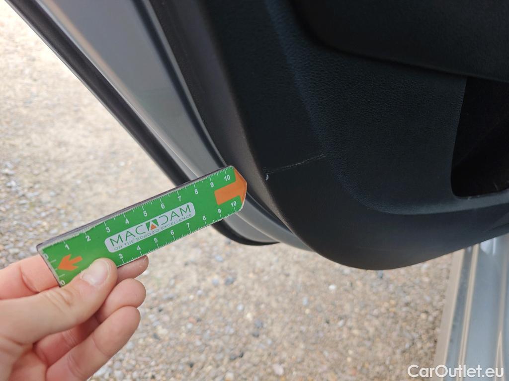  Skoda  Octavia SKODA  / 2016 / 5P / berlina con portón 1.6 TDI 85KW (115CV) Active #17