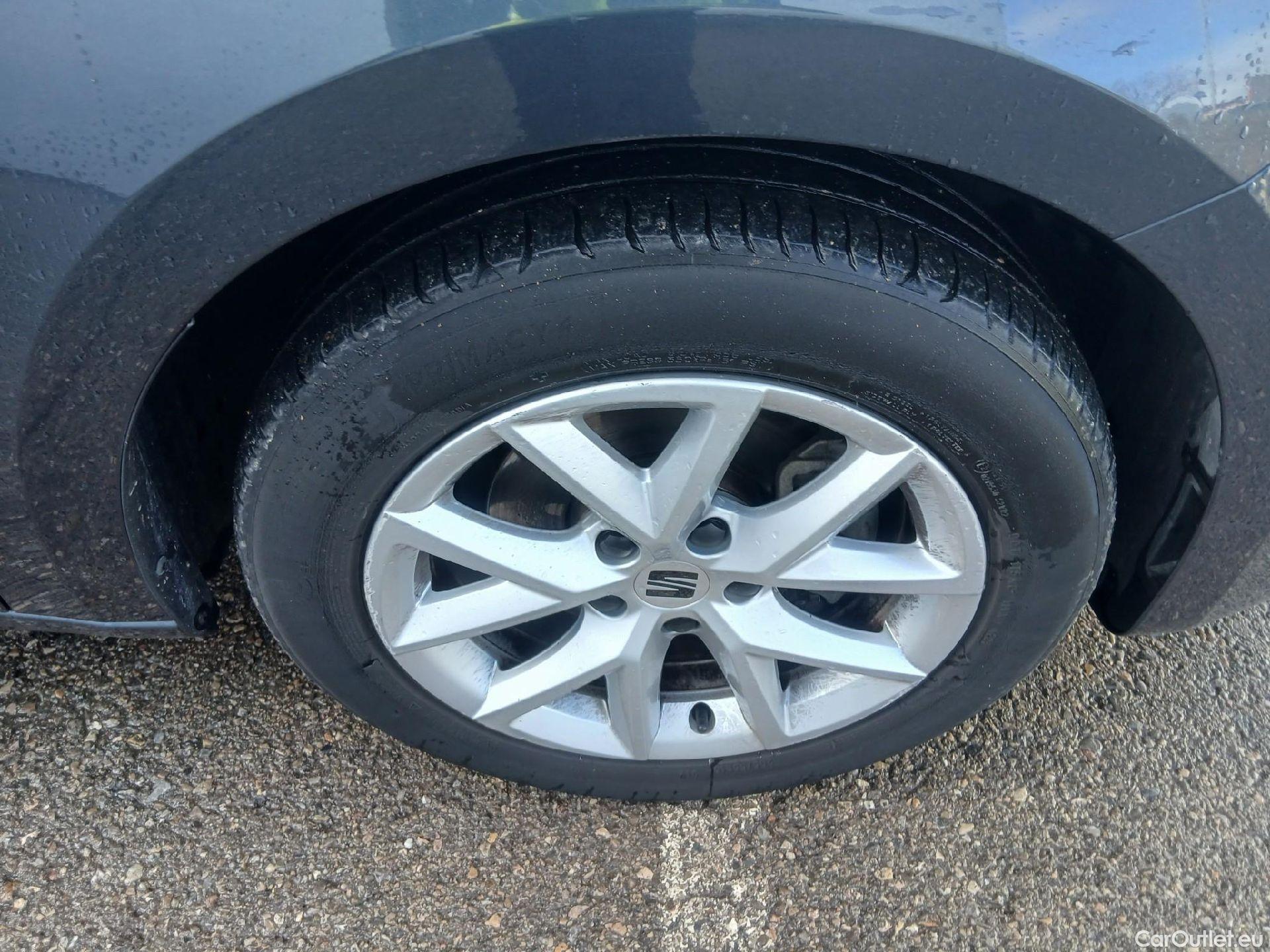  Land Rover  Discovery SEAT Nuevo León / 2020 / 5P / berlina con portón 2.0 TDI 85kW S&S Style Go (AC4) #33