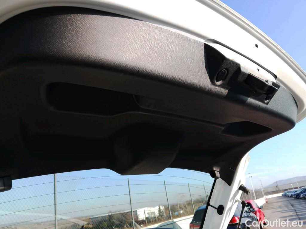  Opel  Corsa OPEL  1.2T XHL 74kW (100CV) Elegance #1