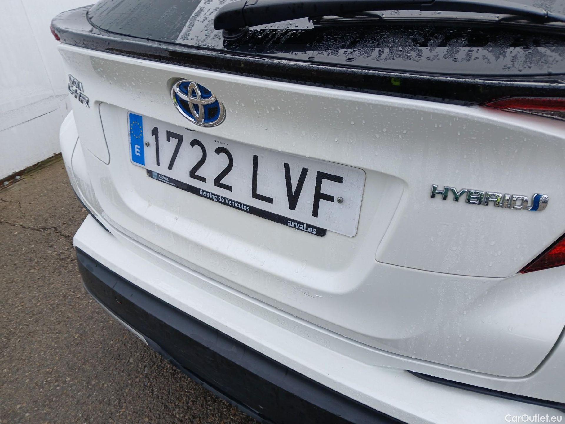  Toyota  C-HR TOYOTA  / 2019 / 5P / todoterreno 2.0 180H Advance #35