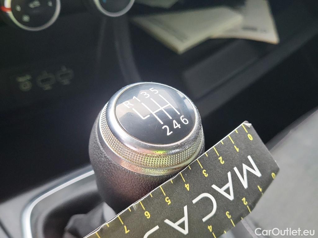  Renault  Captur RENAULT  / 2020 / 5P / todoterreno Intens TCe 90 #10