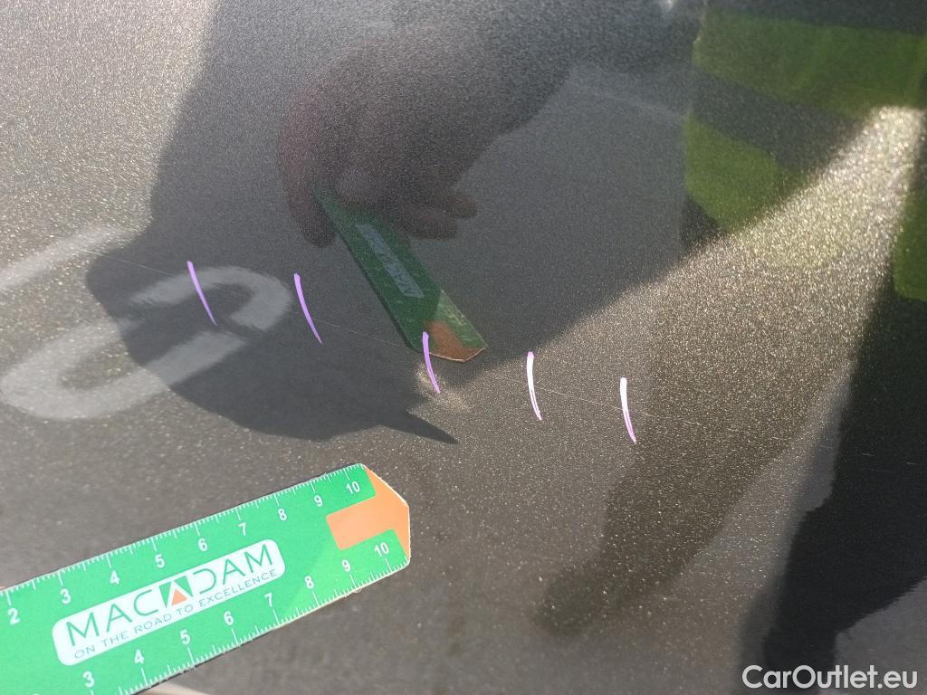  Toyota  RAV4 TOYOTA  / 2018 / 5P / todoterreno 2.5l 220H Advance #8