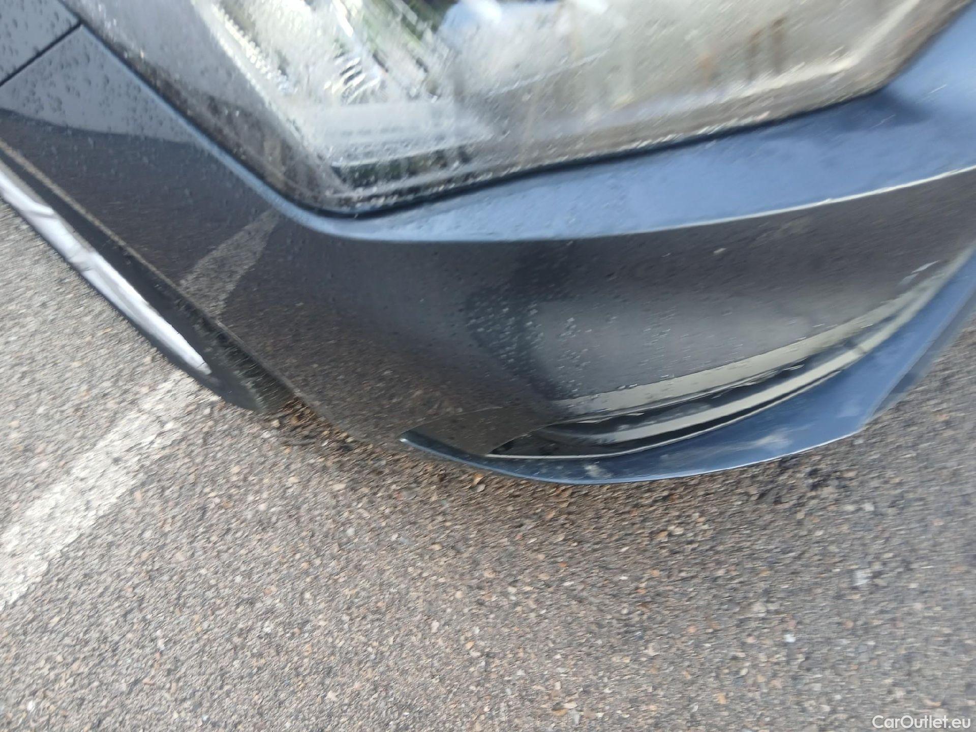  Land Rover  Discovery SEAT Nuevo León / 2020 / 5P / berlina con portón 2.0 TDI 85kW S&S Style Go (AC4) #2