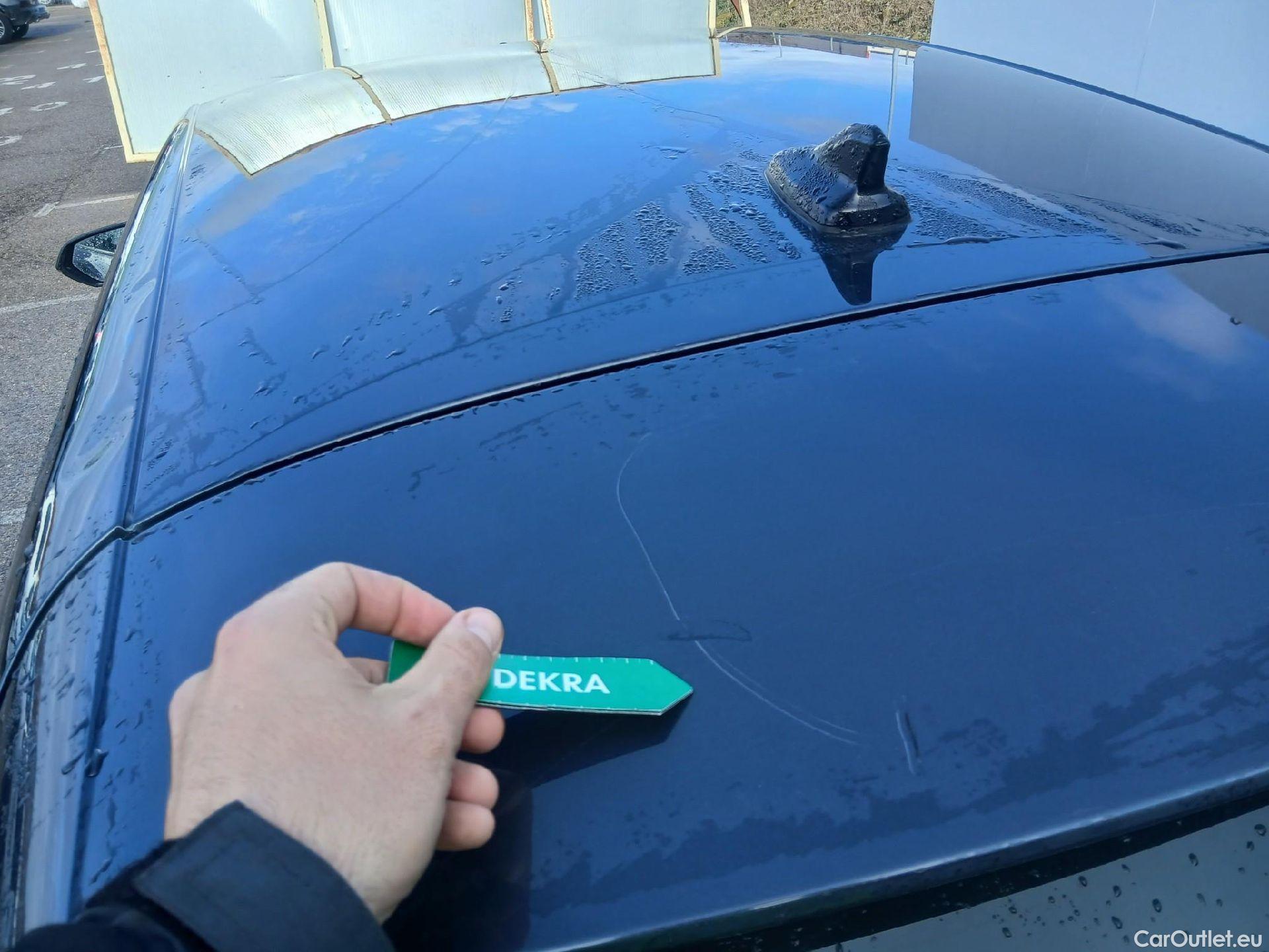  Land Rover  Discovery SEAT Nuevo León / 2020 / 5P / berlina con portón 2.0 TDI 85kW S&S Style Go (AC4) #36