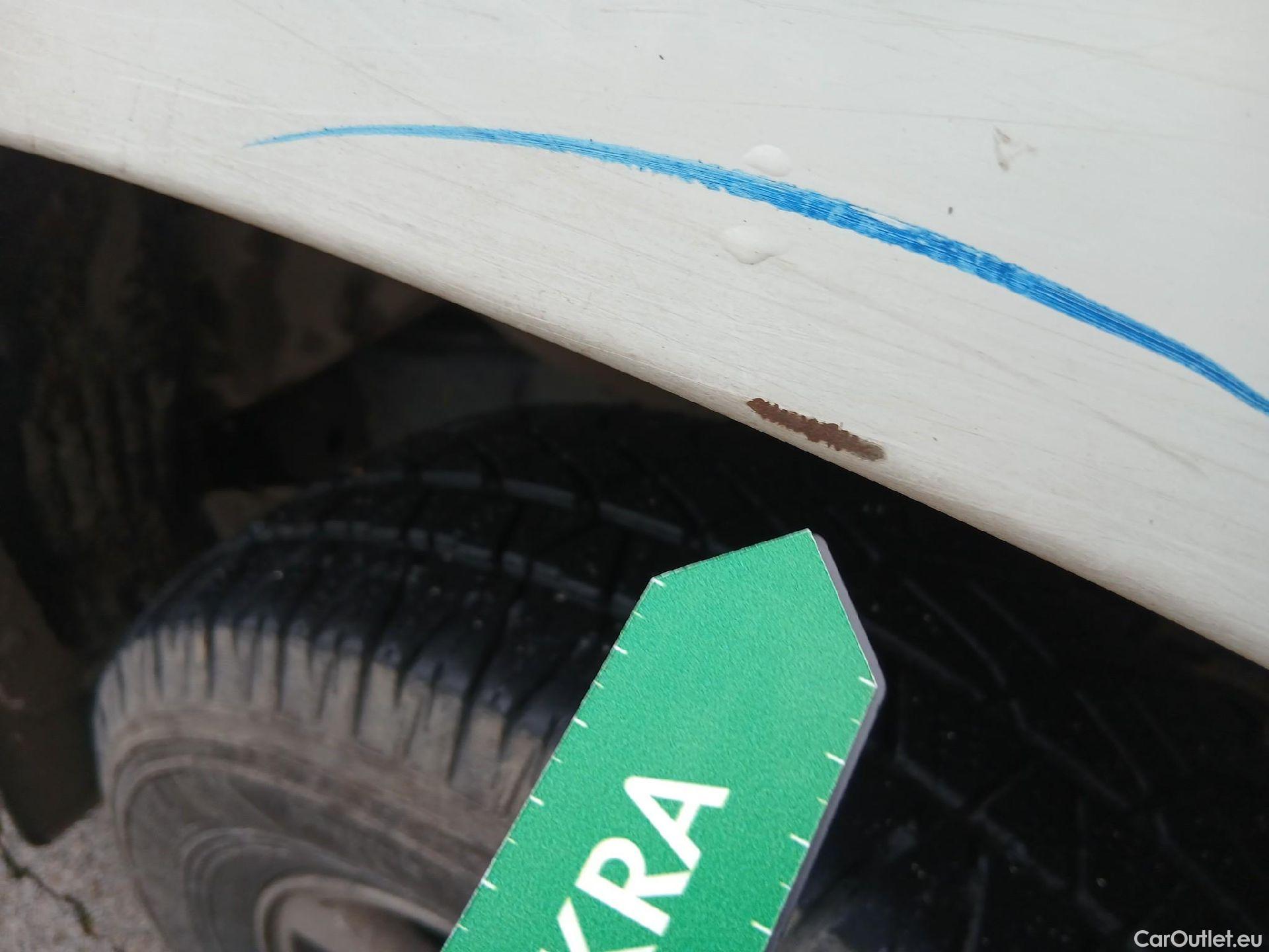  Mitsubishi  L200 MITSUBISHI  / 2019 / 4P / pickup doble cabina D/C 220 DI-D M-Pro #41