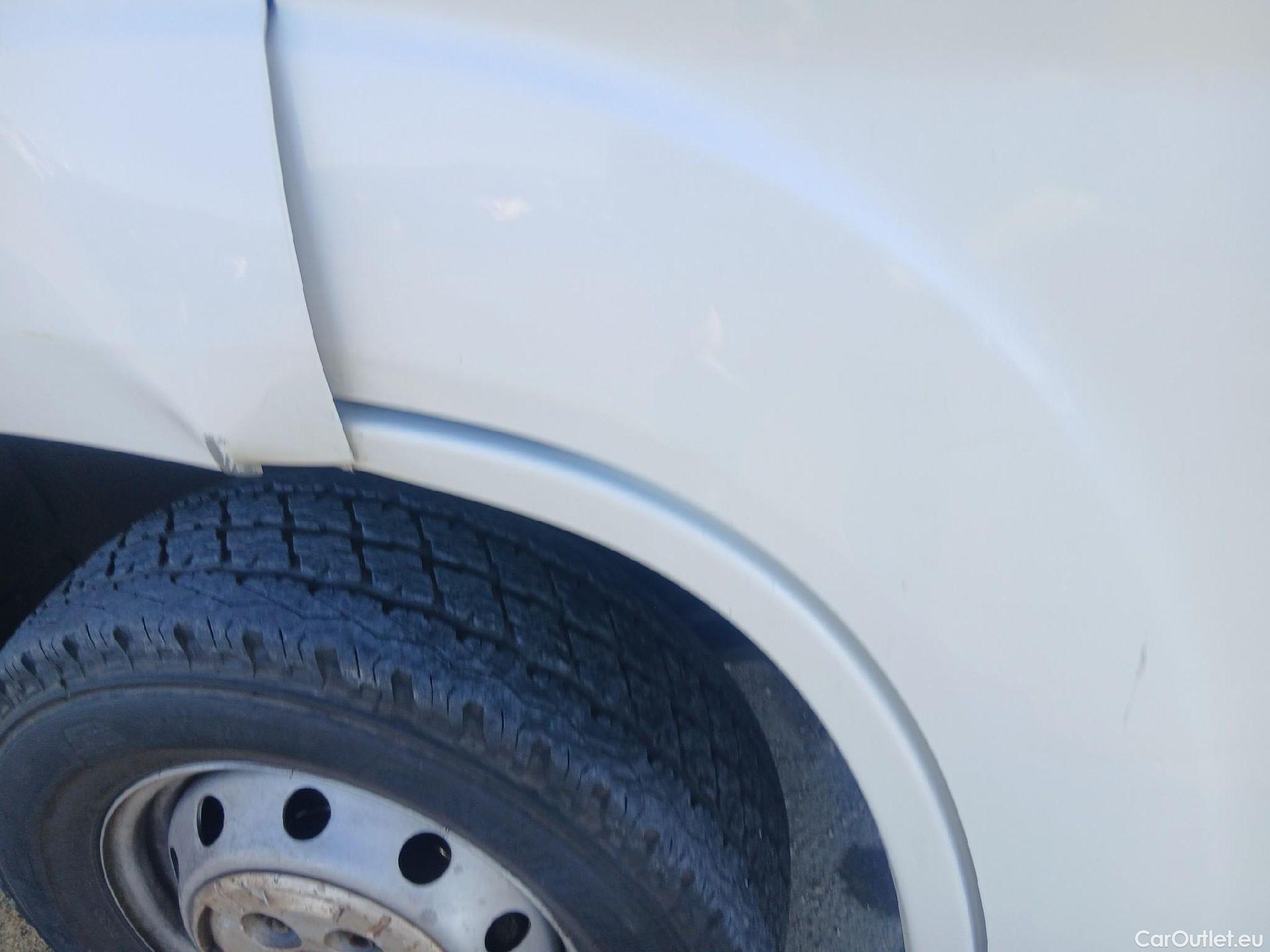  Fiat  Ducato FIAT  / 2014 / 4P / furgón 33 2.3 Multijet Furgón Medio Alto 96kW #11