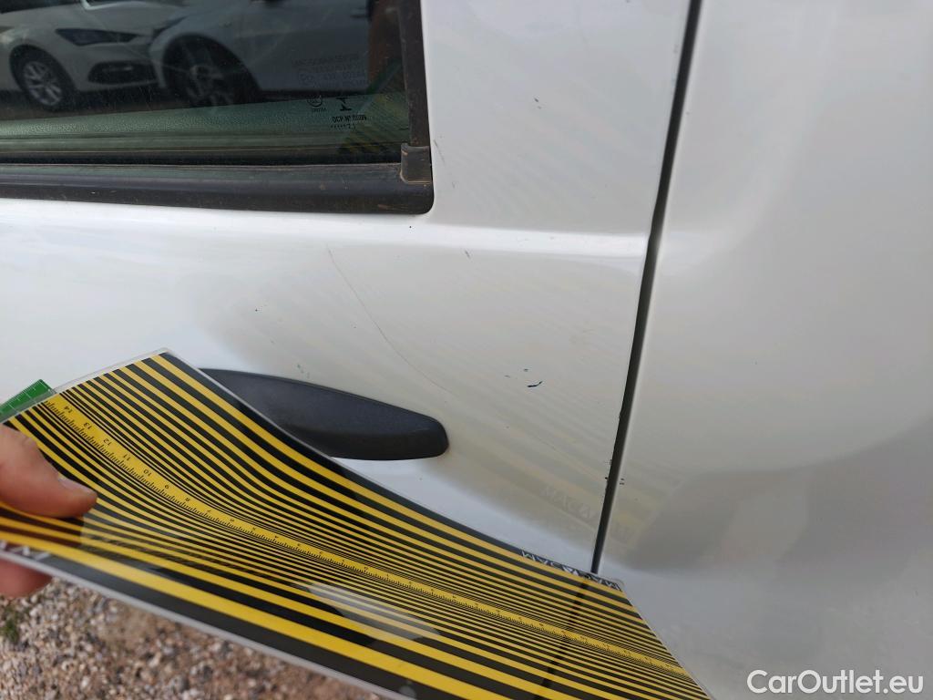  Dacia  Dokker DACIA  / 2013 / 4P / furgón derivado de turismo Essential 1.6 75kW (100CV) GLP #26