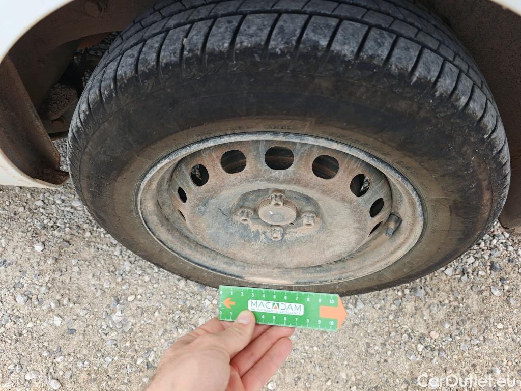  Dacia  Dokker DACIA  / 2013 / 4P / furgón derivado de turismo Essential 1.6 75kW (100CV) GLP #89