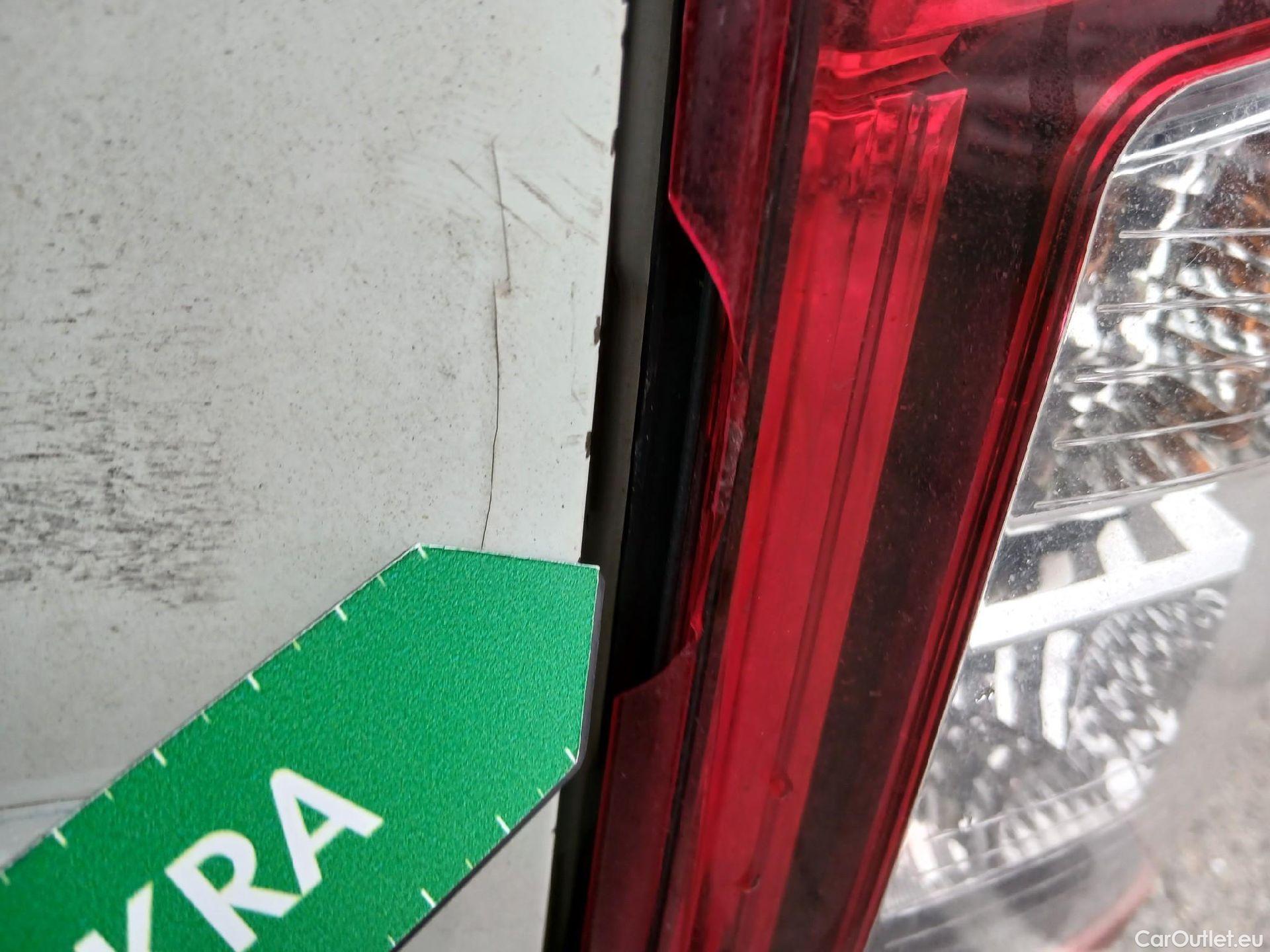  Mitsubishi  L200 MITSUBISHI  / 2019 / 4P / pickup doble cabina D/C 220 DI-D M-Pro #28