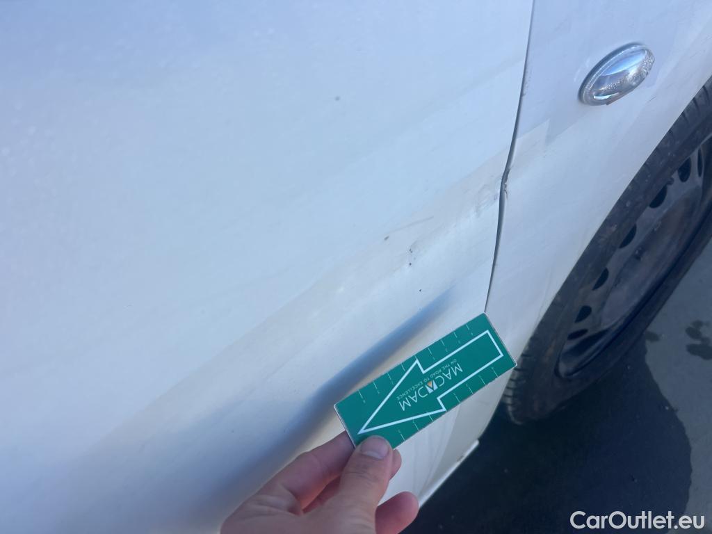  Citroen  Berlingo CITROEN  / 2018 / 4P / monovolumen compacto Talla M BlueHDi 100 S&S LIVE PACK #2