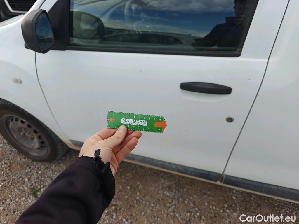  Dacia  Dokker DACIA  / 2013 / 4P / furgón derivado de turismo Essential 1.6 75kW (100CV) GLP #25