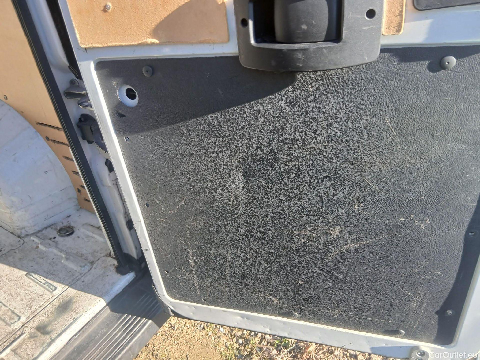  Fiat  Ducato FIAT  / 2014 / 4P / furgón 33 2.3 Multijet Furgón Medio Alto 96kW #58