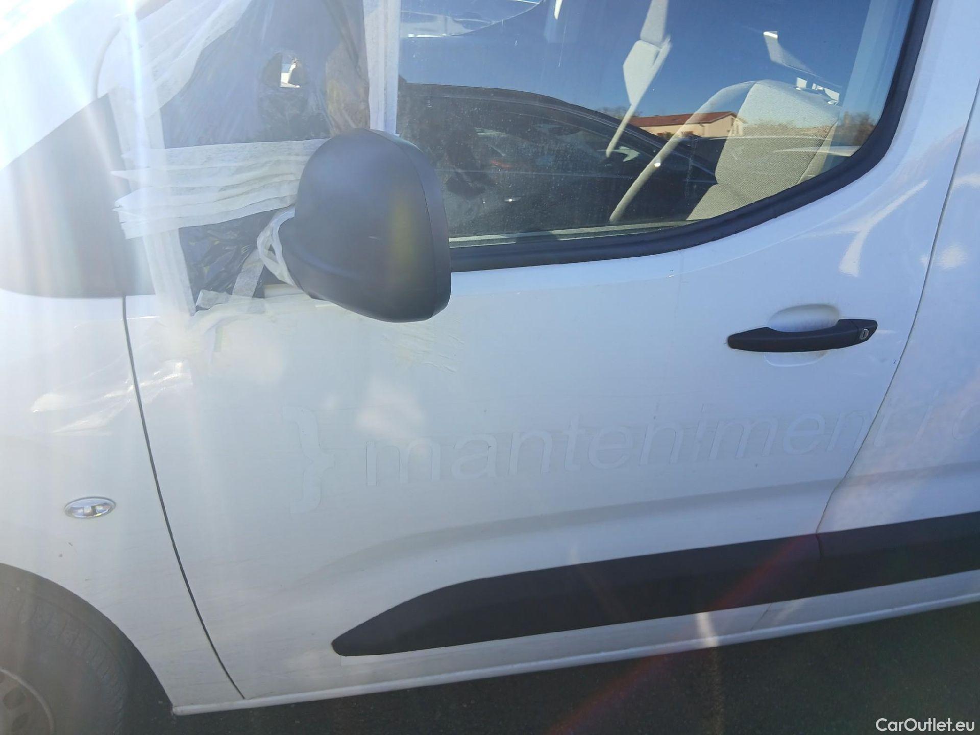  Citroen  Berlingo CITROEN  / 2018 / 3P / furgón derivado de turismo Talla M BlueHDi 100 CONTROL #14